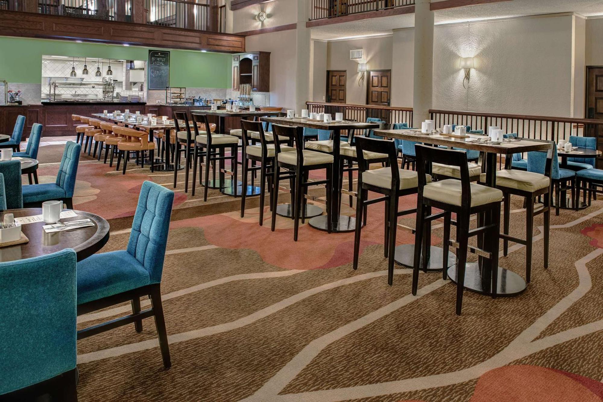 Hilton Garden Airport Hotel